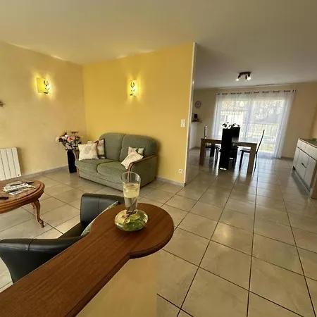 בית נופש Montanet Mées